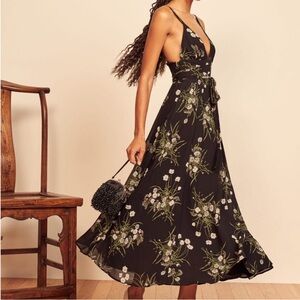 Reformation Prosecco MIDI Dress V Neck Veuve Floral Black Daisy 4